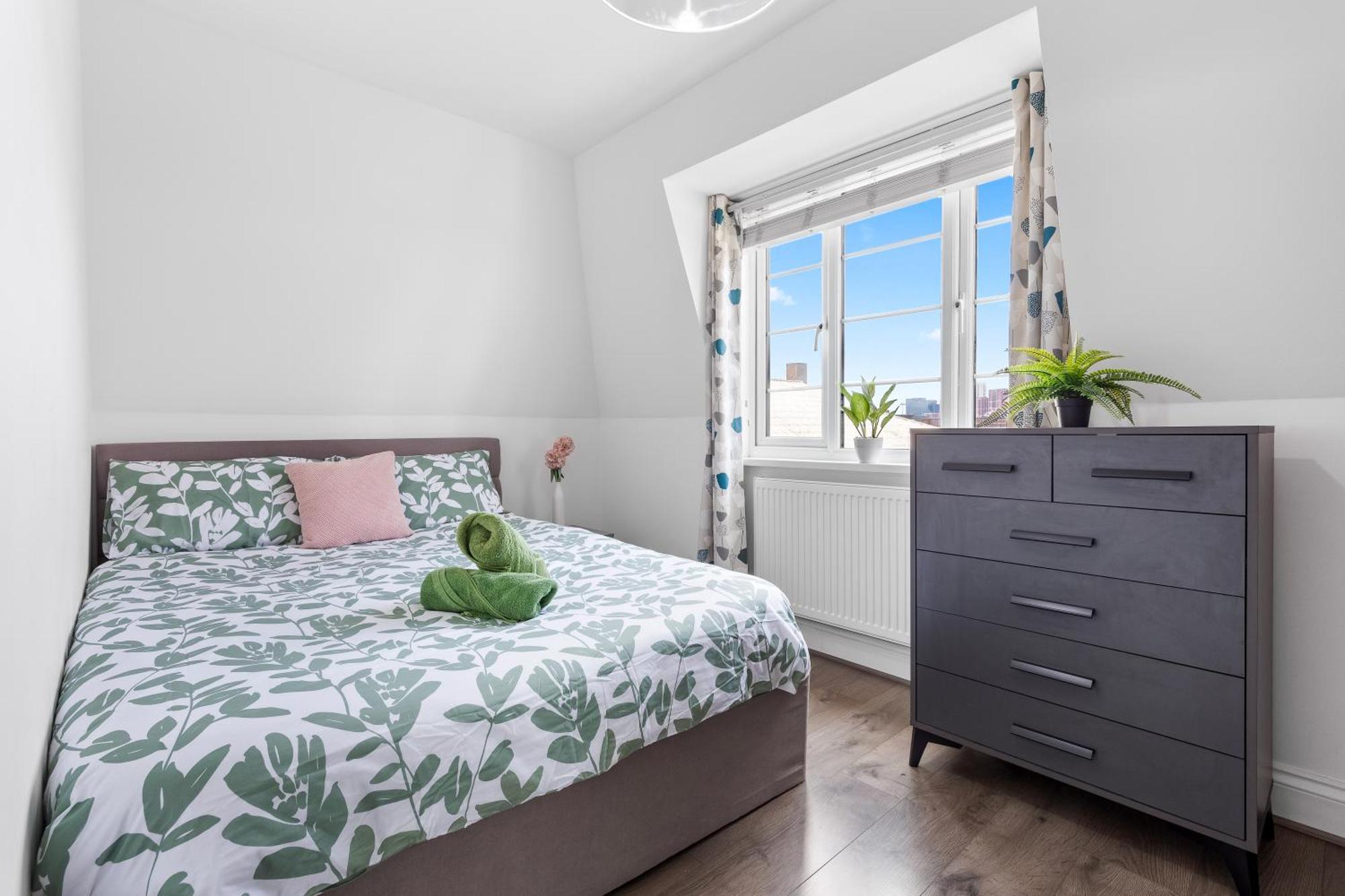 Central London Two Bedroom Serviced Apartment - Nine Elms Luxury Stay - Vauxhall & Westminster Экстерьер фото